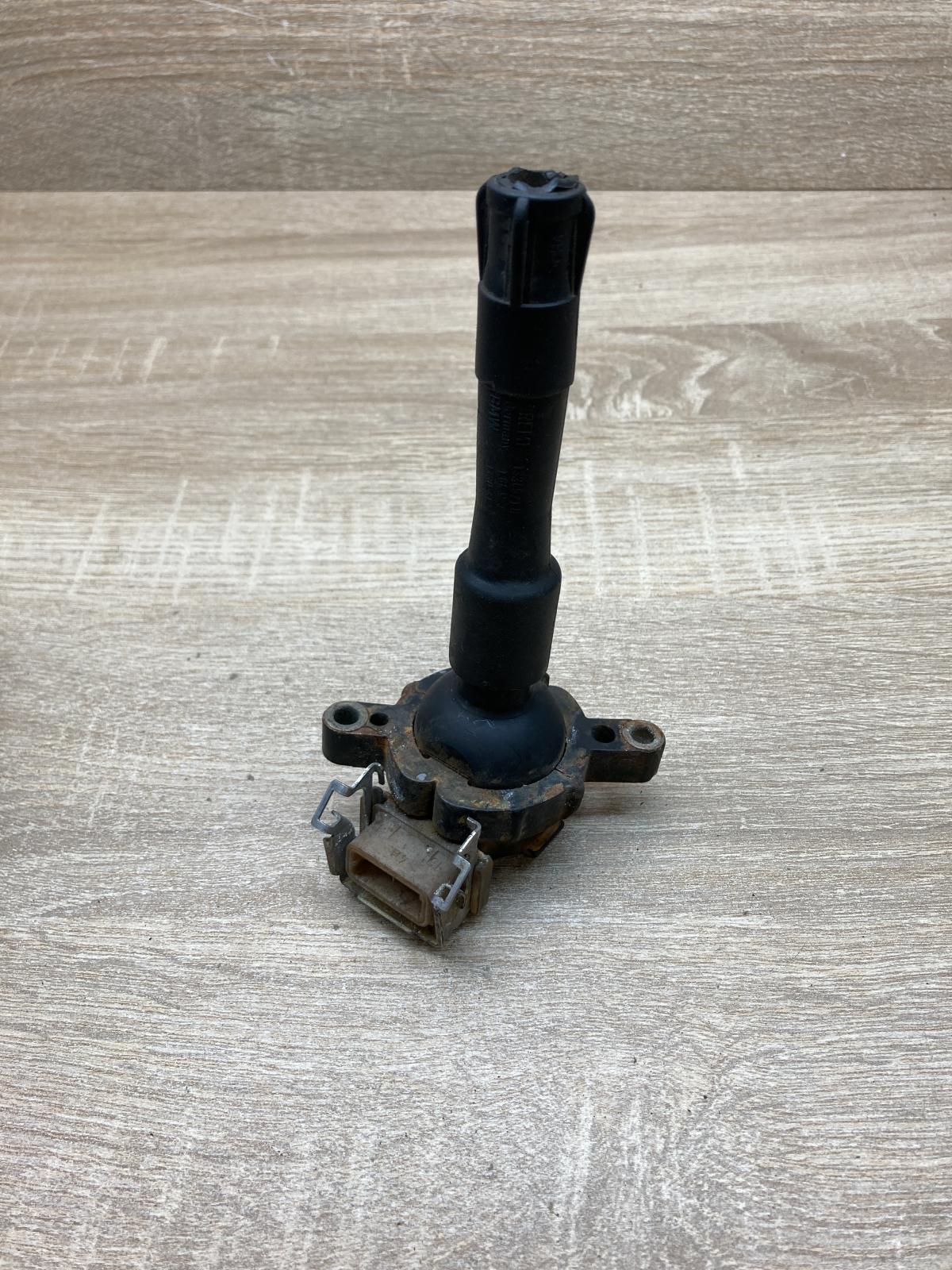 1748017 11860  High voltage ignition coil BMW 5 E39