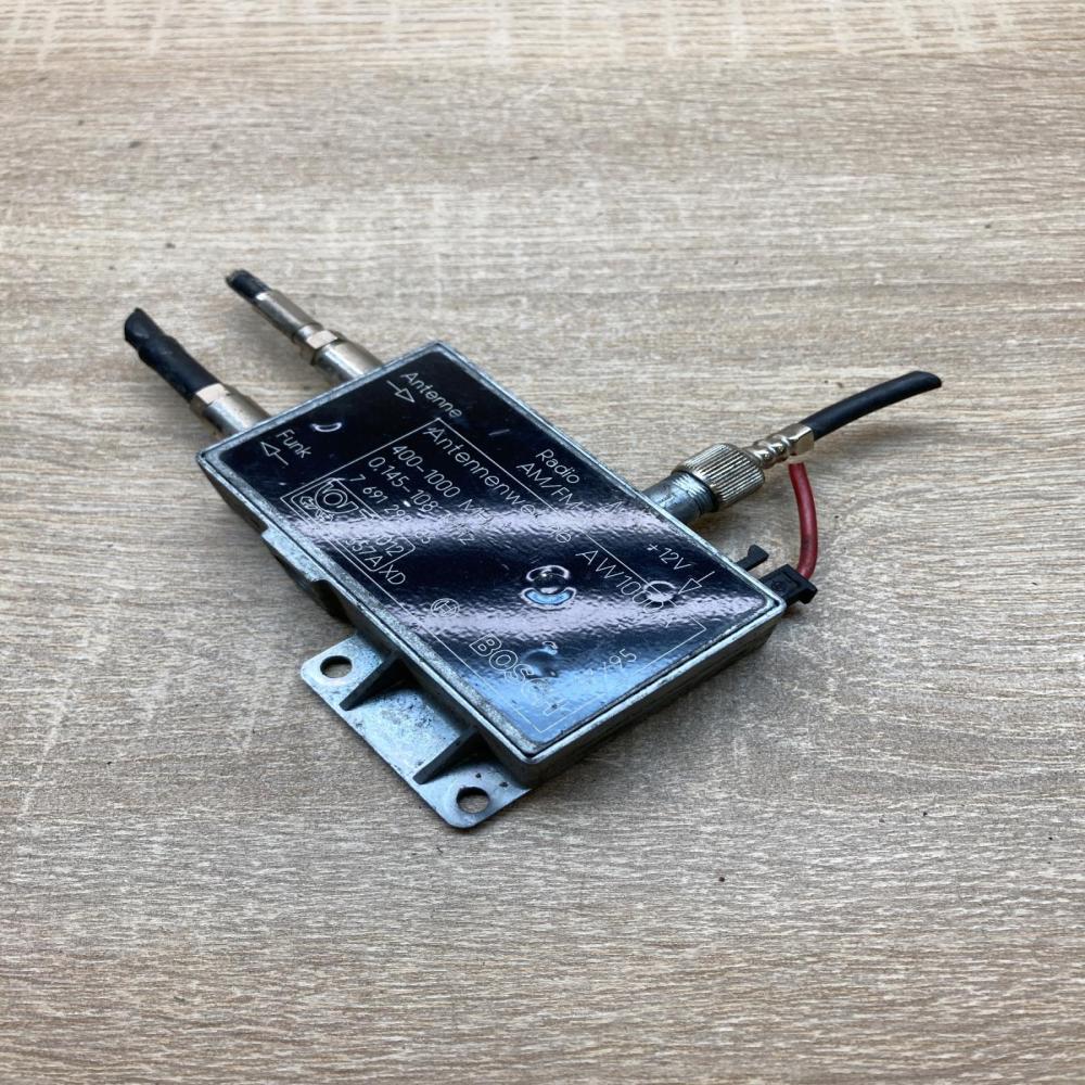 AW1000A 400 1000 MHz 7691290183 Aerial antenna amplifier Volkswagen PASSAT B3