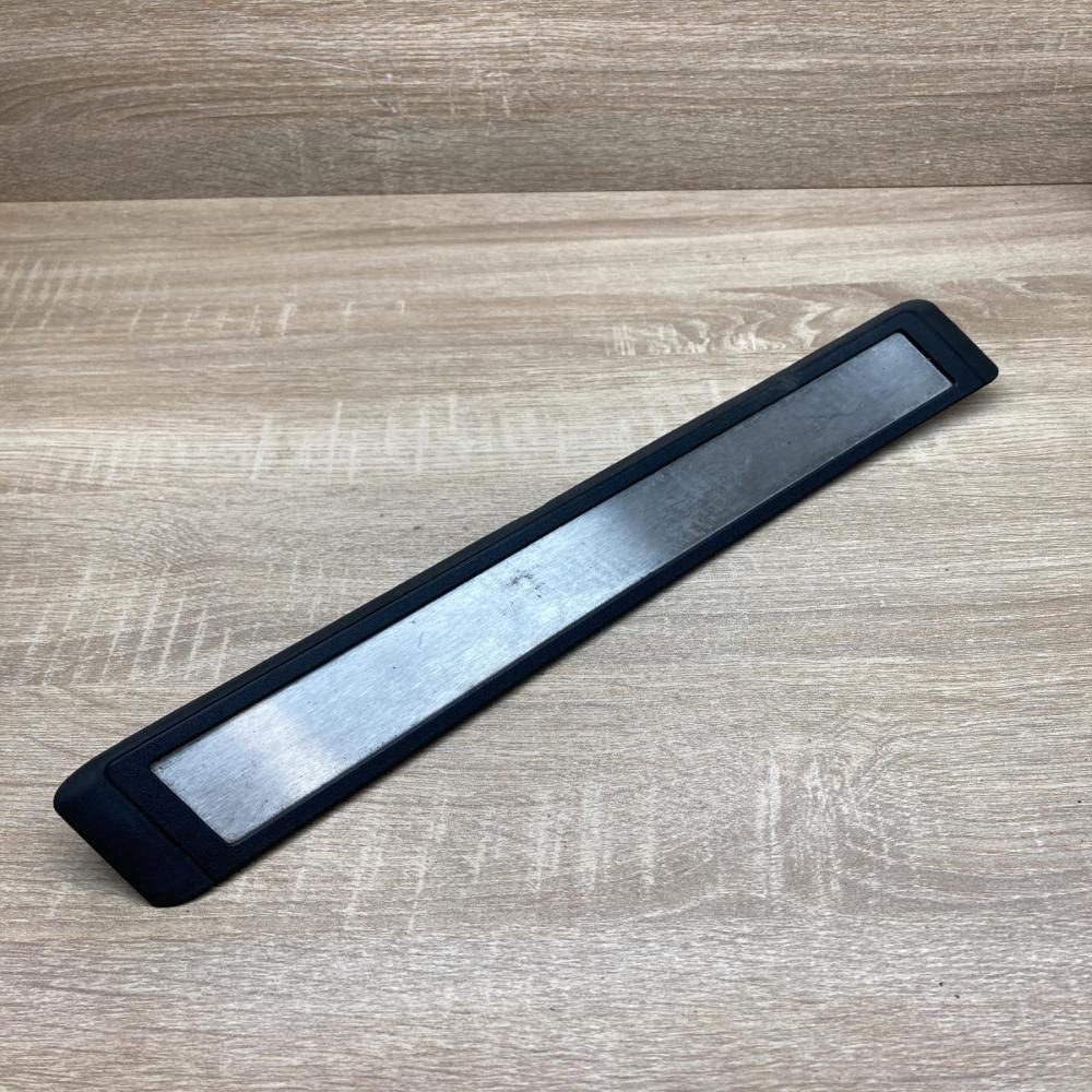 A2116805835   Rear sill trim cover Mercedes-Benz E W211