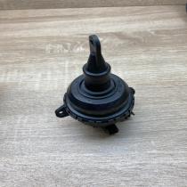 90586302 2J700 30820  Valve vacuum Opel Vectra B