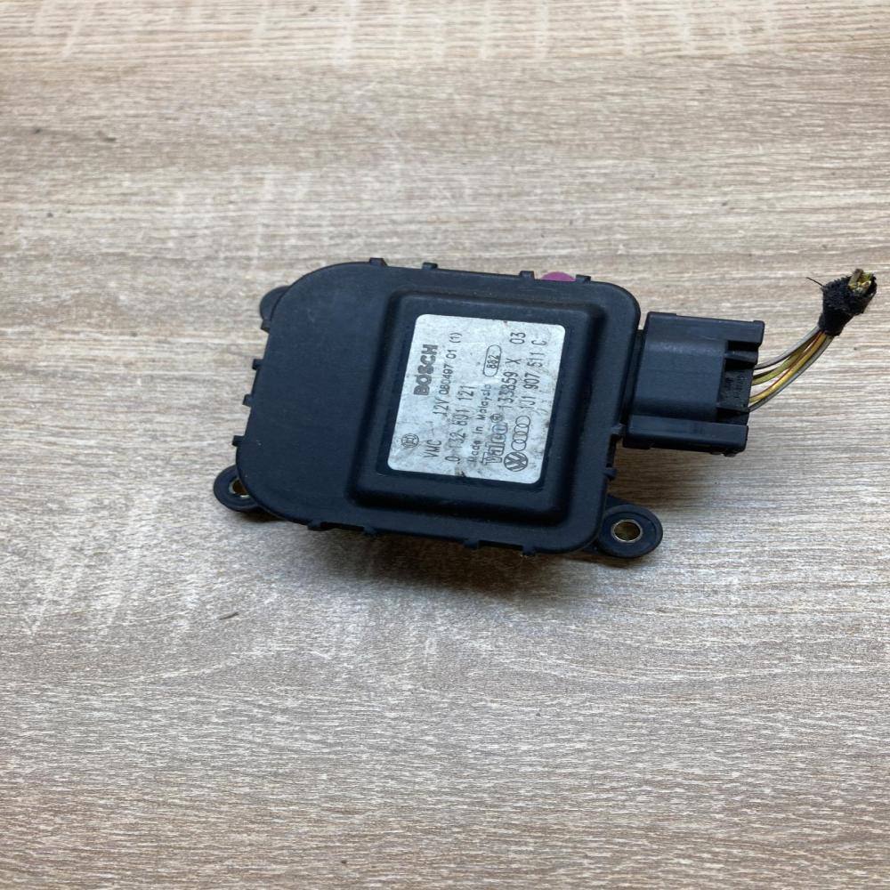 1J1907511C 013280121  Air flap motor/actuator Seat Leon (1M)