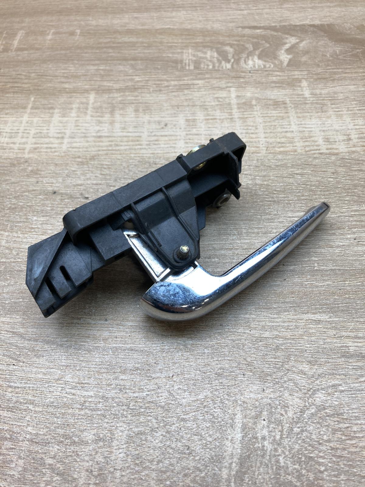 Alfa Romeo 166   Rear door interior handle Alfa Romeo 166