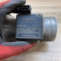037906461B   Mass air flow meter Audi A4 S4 B5 8D