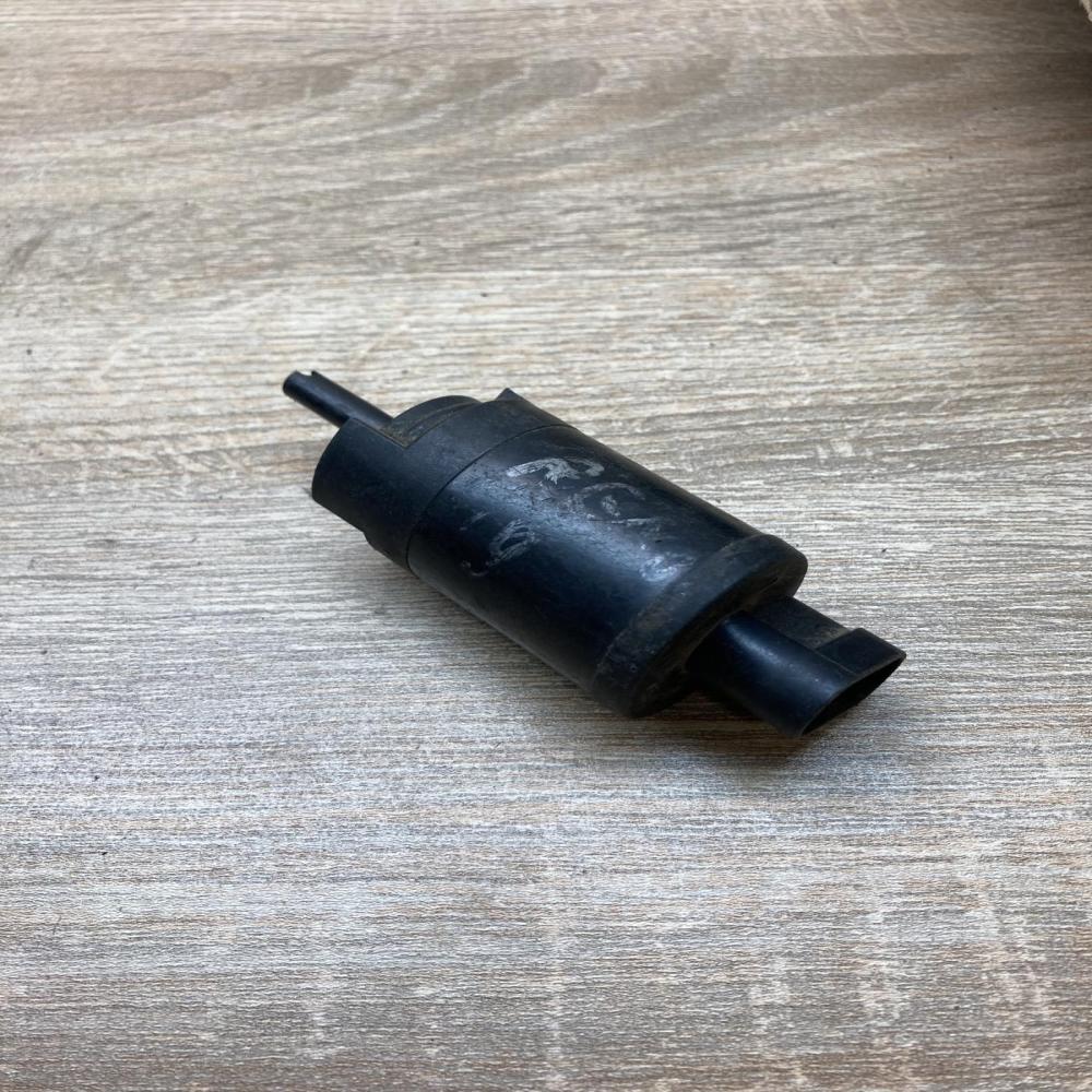 7700802336   Windscreen/windshield washer pump Renault Scenic I