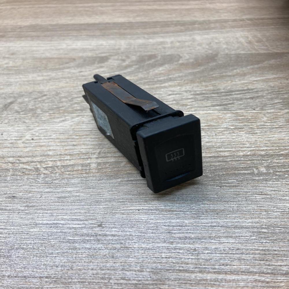 3B0959621B   Windscreen/window heater switch Volkswagen PASSAT B5