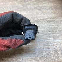 90561388   Electric window control switch Opel Zafira A