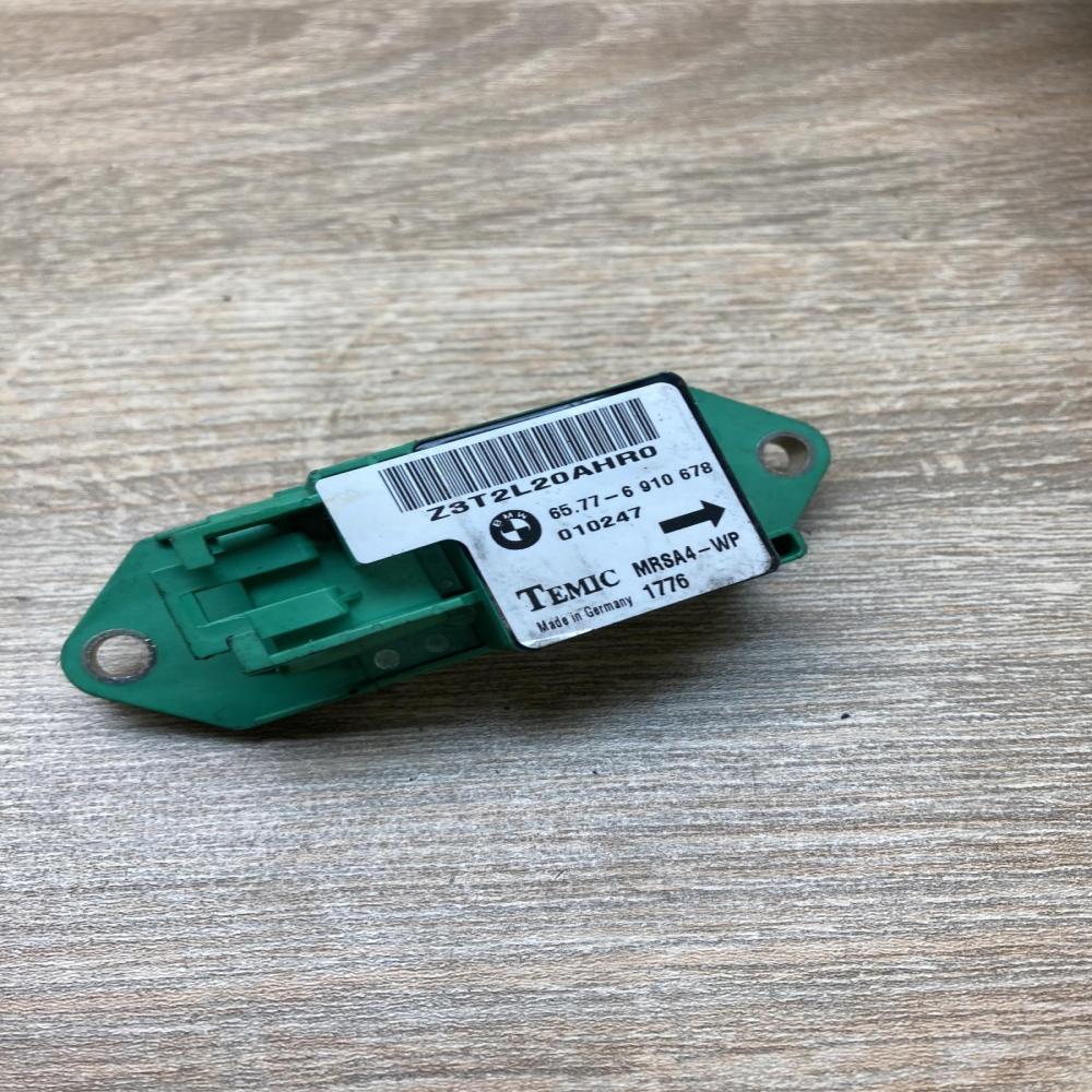 6910678 MRSA4 WP  Airbag deployment crash/impact sensor BMW 5 E39