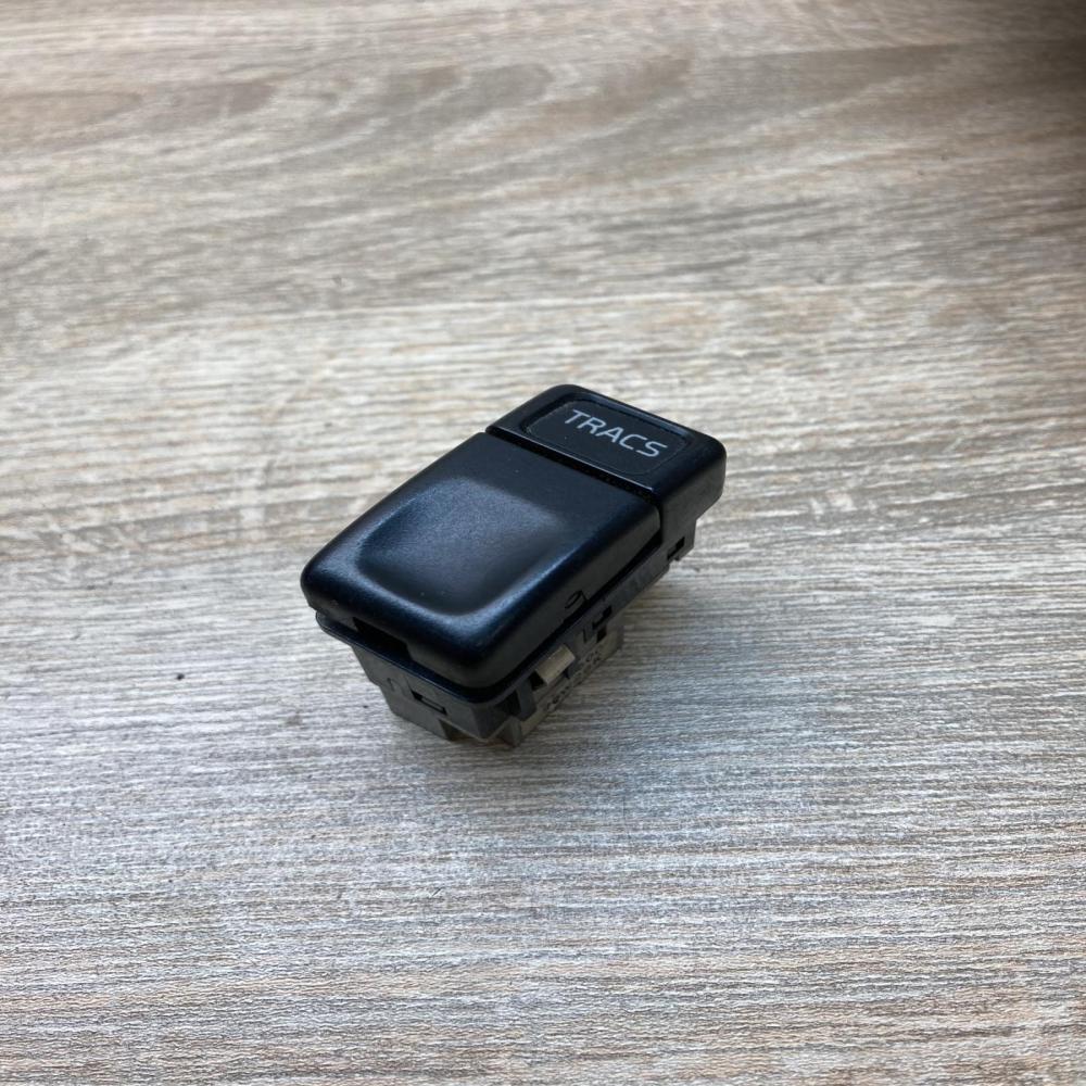 9148600   ESP (stability program) switch Volvo 850