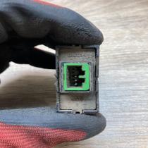 M10914 M10915  Headlight level height control switch Nissan PickUp