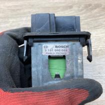 1H0959263 3131090055  Heater blower motor/fan resistor Volkswagen Golf III
