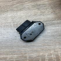 211905351C   Ignition amplifier control unit Volkswagen PASSAT B3
