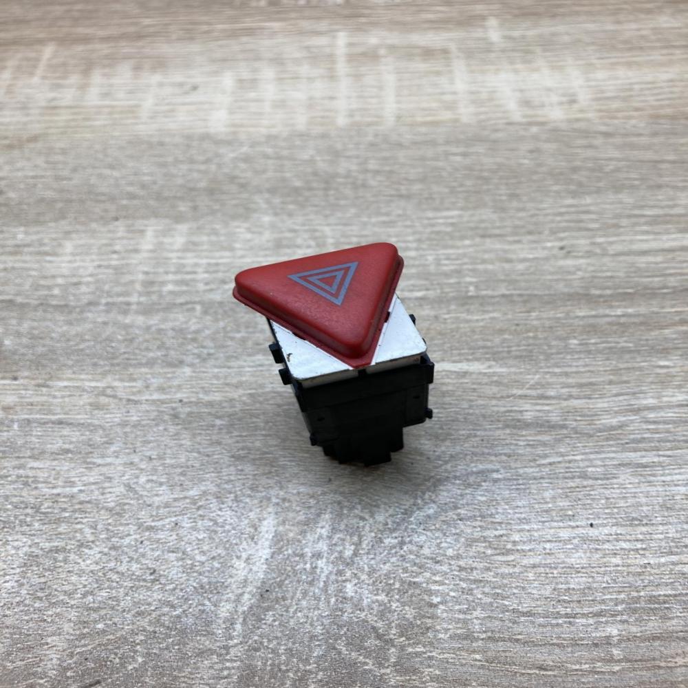 6Y0953235   Hazard light switch Skoda Fabia Mk1 (6Y)