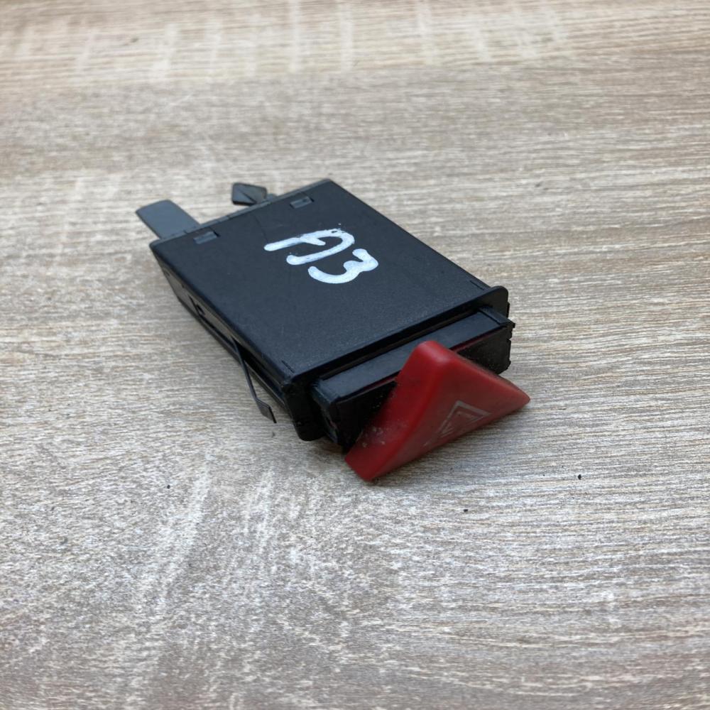 3B0953235D   Hazard light switch Audi A3 S3 8L