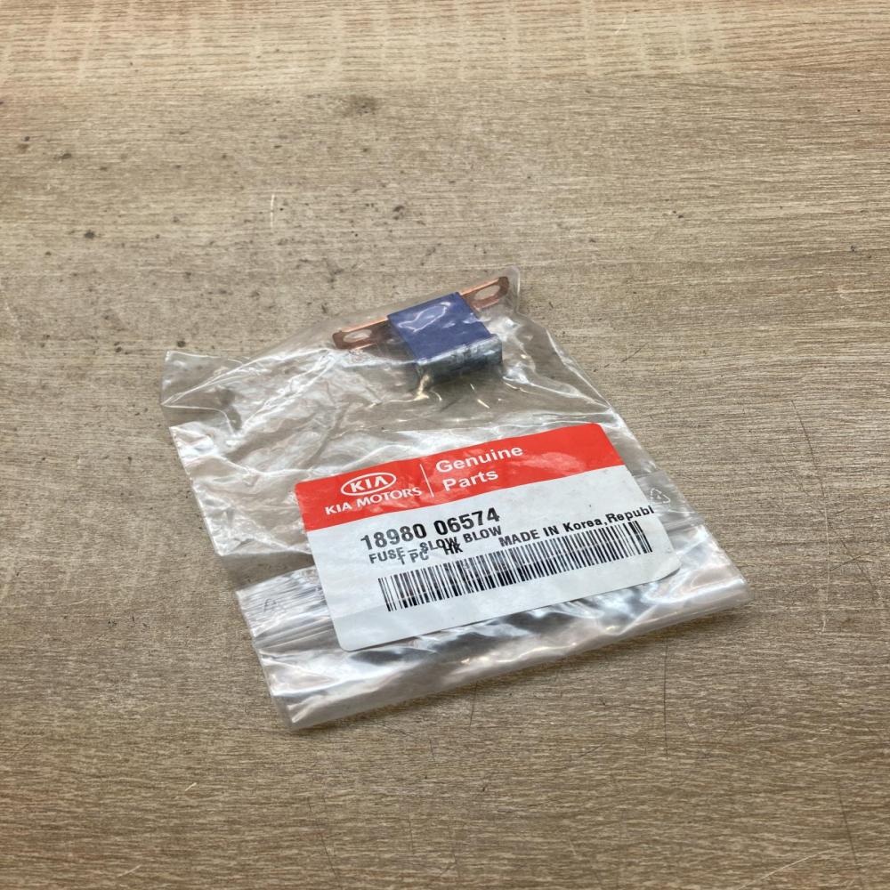 18980 06574   Fuse KIA Ceed