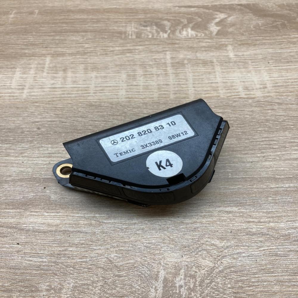 2028208310   Other control units/modules Mercedes-Benz C W202