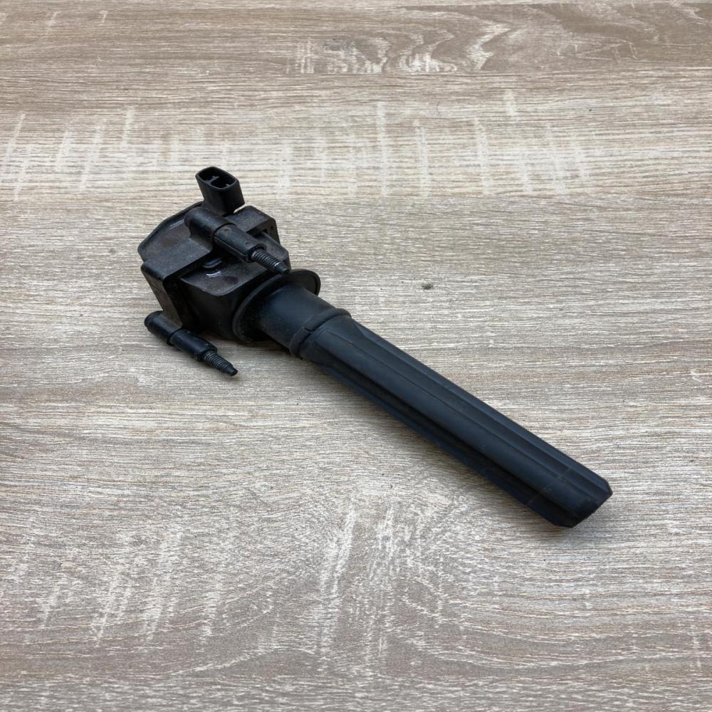 04609 088AH   High voltage ignition coil Chrysler 300M
