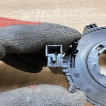 1J0959653   Airbag slip ring squib (SRS ring) Audi A3 S3 8L