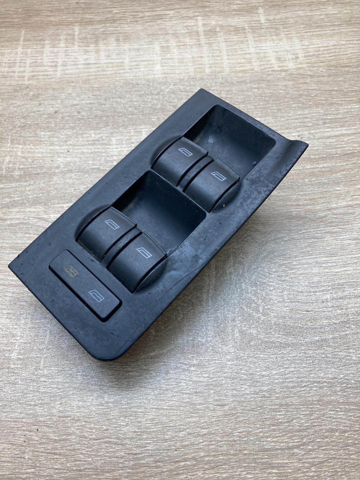 4B0959851 4B1959521  Electric window control switch Audi A6 S6 C5 4B