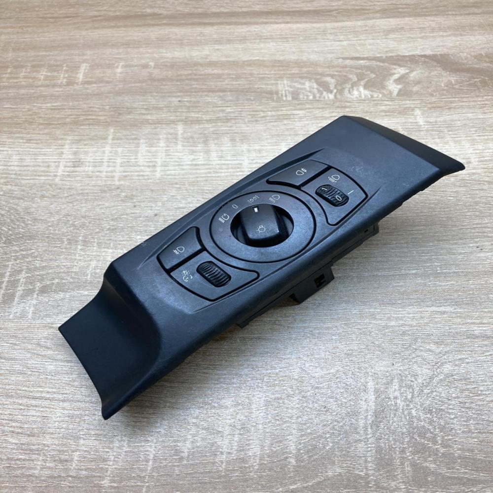 6925295 33290201  Light switch BMW 5 E60 E61