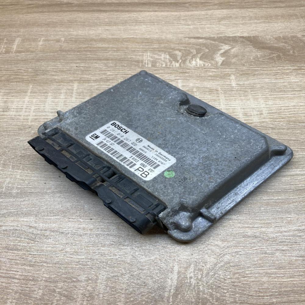 24417167 0281010267  Engine control unit/module ECU Opel Astra G