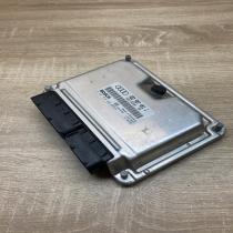 4B2907401J 0281010822  Engine control unit/module ECU Volkswagen Polo III 6N 6N2