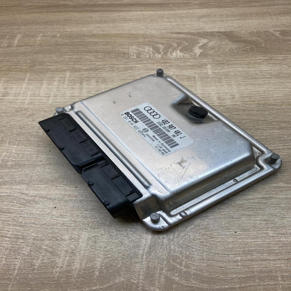 4B2907401J 0281010822  Engine control unit/module ECU Volkswagen Polo III 6N 6N2