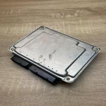 4B2907401J 0281010822  Engine control unit/module ECU Volkswagen Polo III 6N 6N2