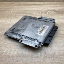 HOM8200039569 0281001934  Engine control unit/module ECU Renault Megane II