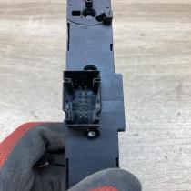 13100107 03758070  Hazard light switch Opel Zafira B