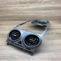 13295008 460029937  Dash center air vent grill Opel Corsa D