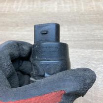 8377612   Windscreen/windshield washer pump BMW 5 E39