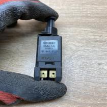 191945515B   Brake pedal sensor switch Volkswagen PASSAT B3