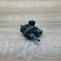 051133459   Valve vacuum Volkswagen PASSAT B6
