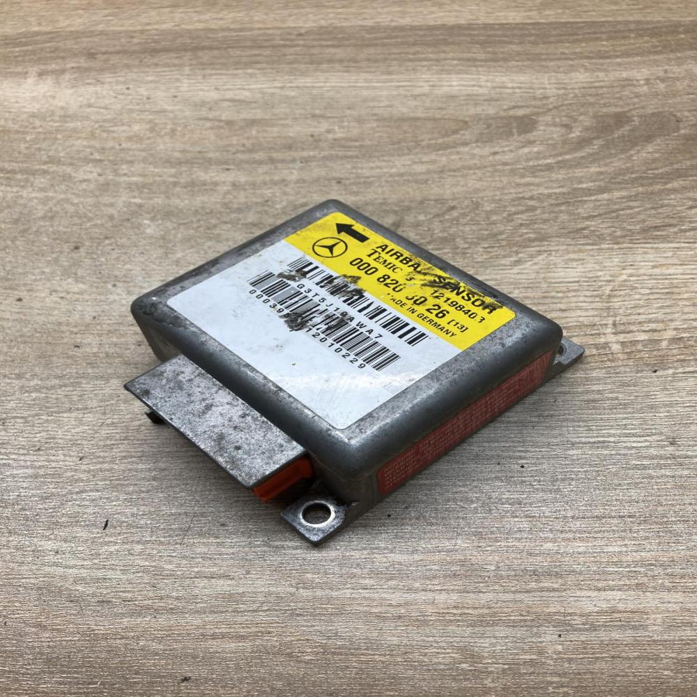 0008208026   Airbag control unit/module Mercedes-Benz C W202