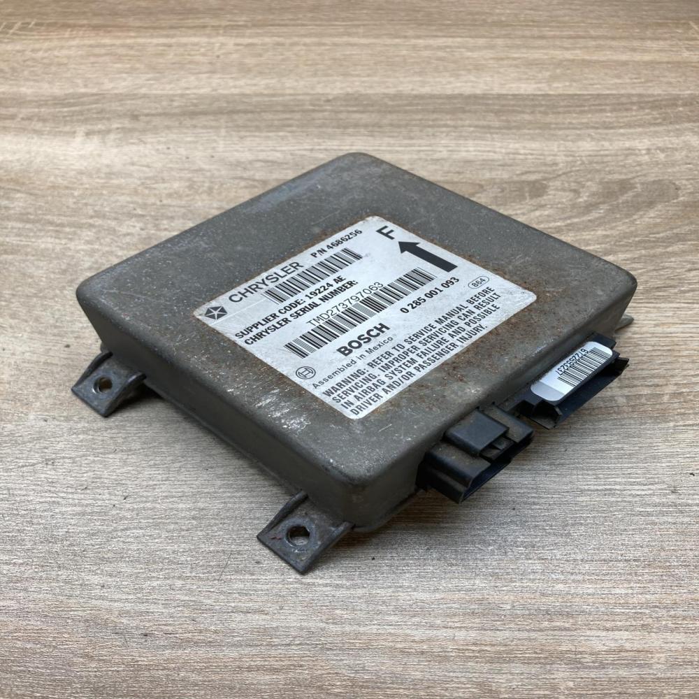 4686256 0285001093  Airbag control unit/module Chrysler Voyager