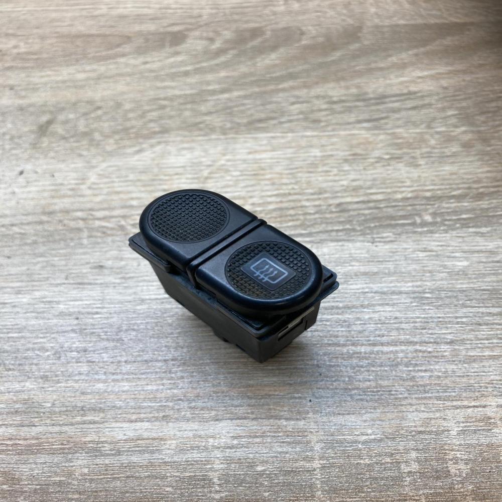 Galaxy window heat switch   Windscreen/window heater switch Ford Galaxy