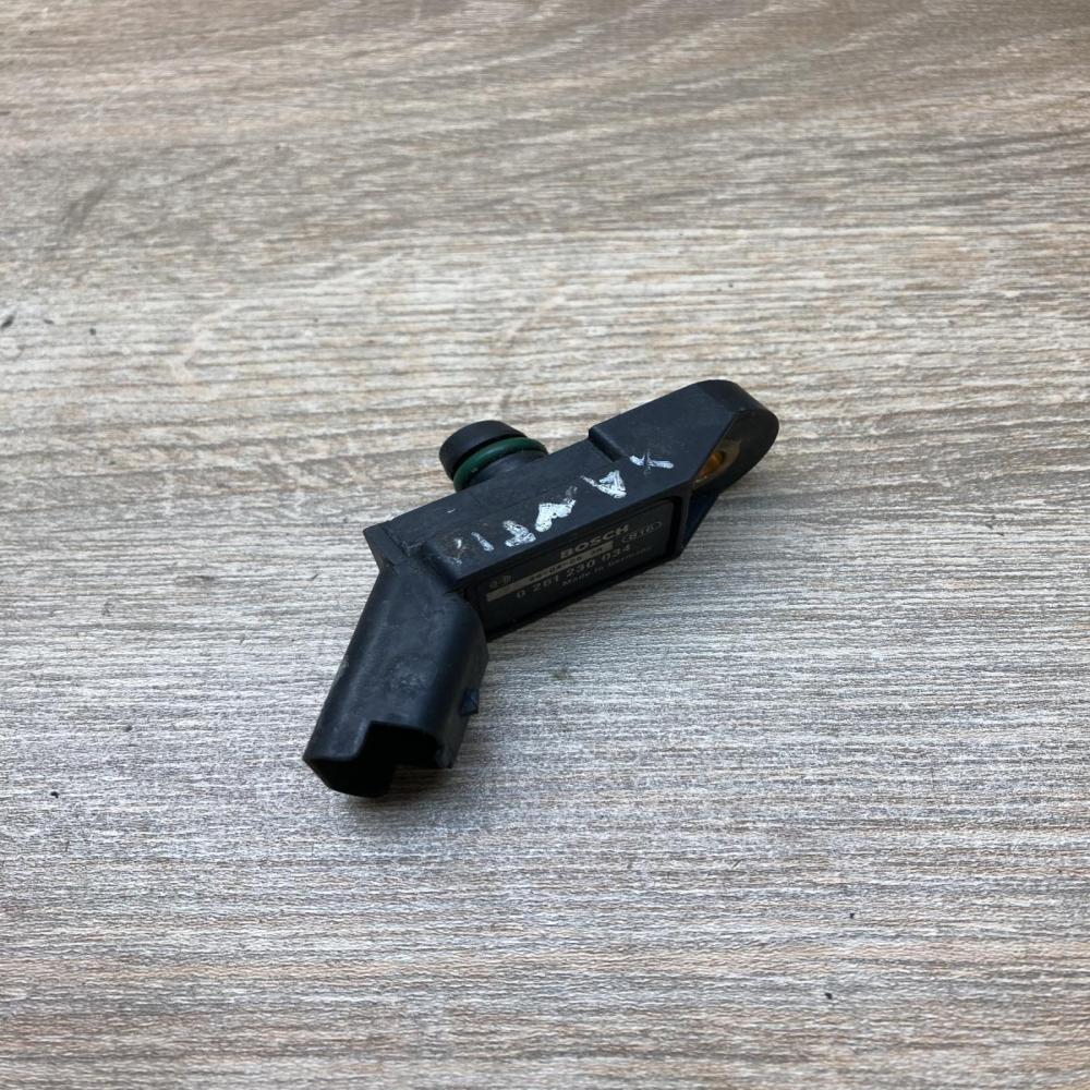 0261230034   Air pressure sensor Peugeot 206