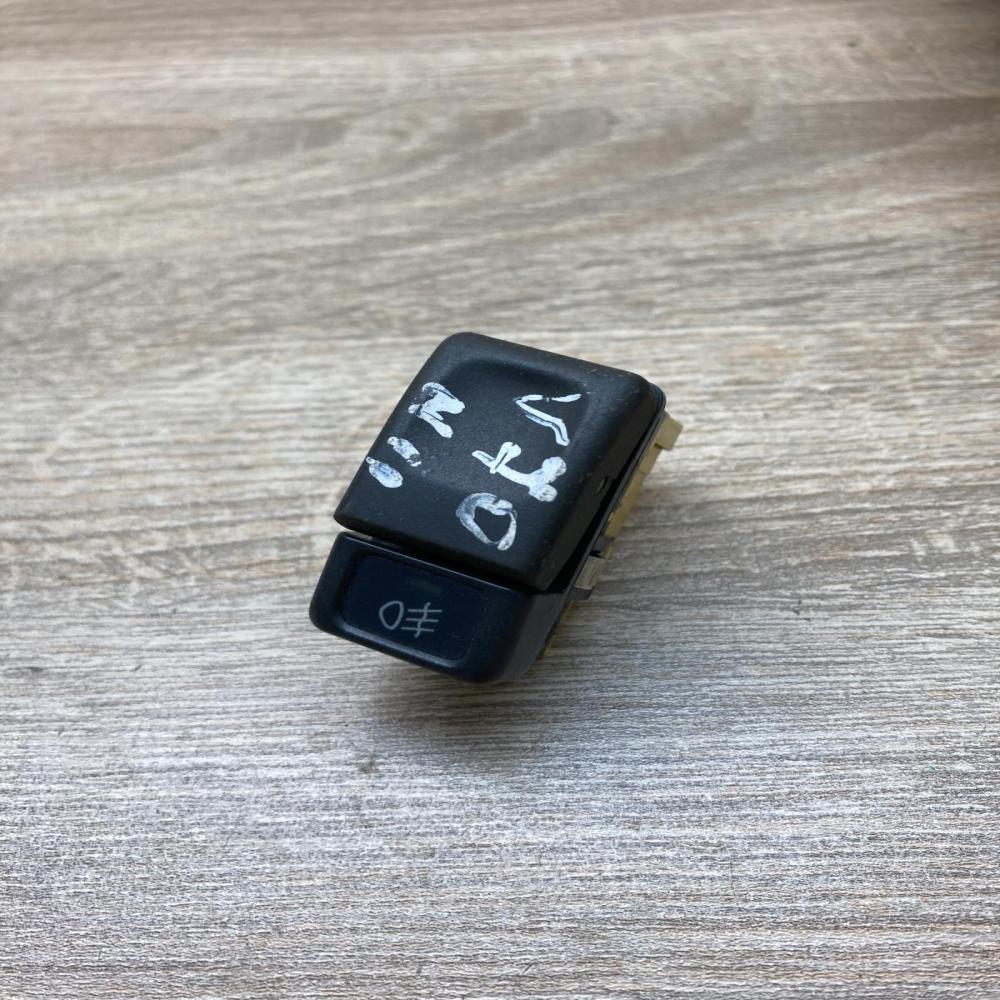 9162961   Fog light switch Volvo S70  V70  V70 XC