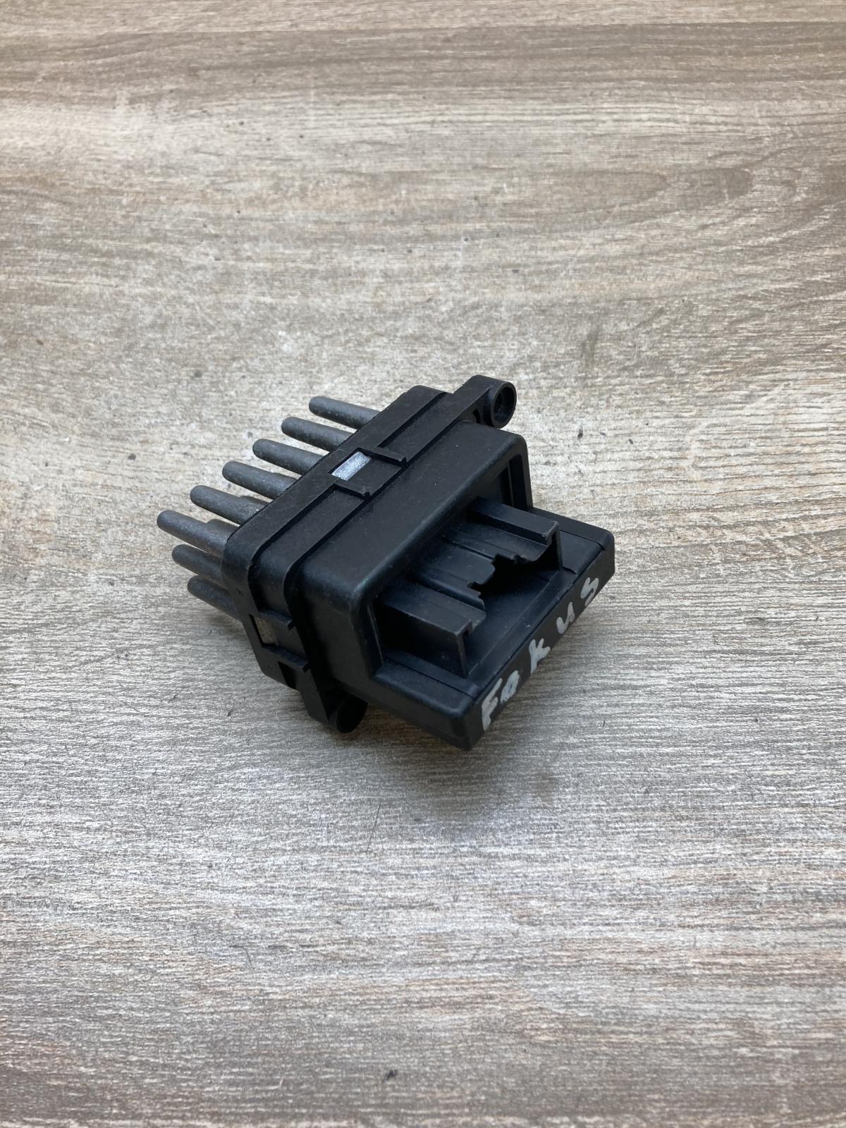 6G9T 19E624 AD   Heater blower motor/fan resistor Ford Focus