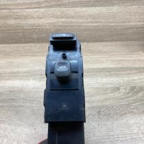 8622040   Electric window control switch Volvo S80