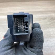 8622040   Electric window control switch Volvo S80