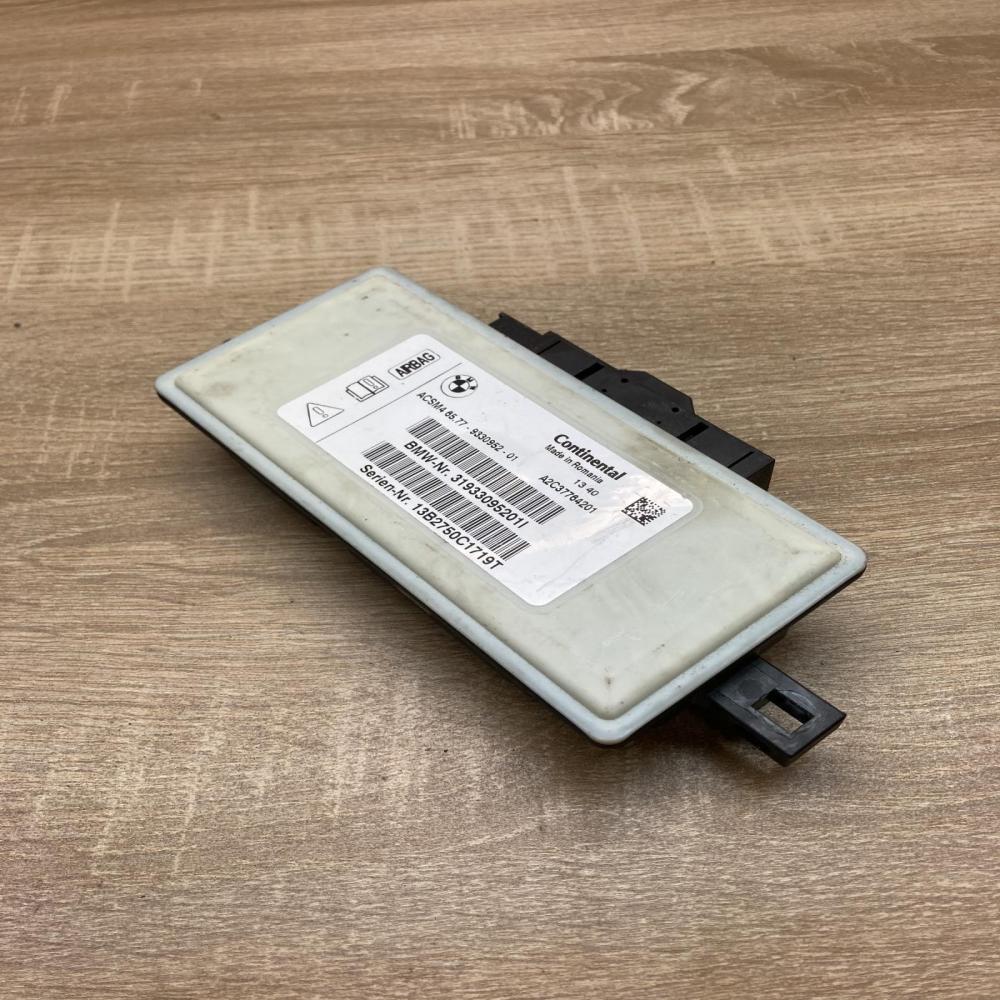 9330952 A2C37764201  Airbag control unit/module BMW 5 F10 F11