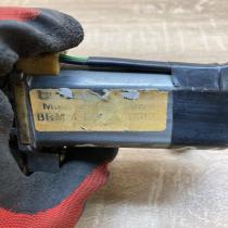 4D0959802   Front door window regulator motor Audi A6 S6 C4 4A