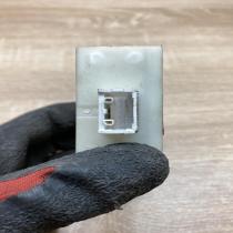 89741 05050 736671  Door central lock control unit/module Toyota Avensis T250