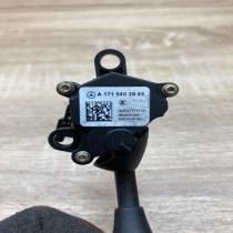 A1715402945   Steering wheel adjustment handle/lever Mercedes-Benz E W211