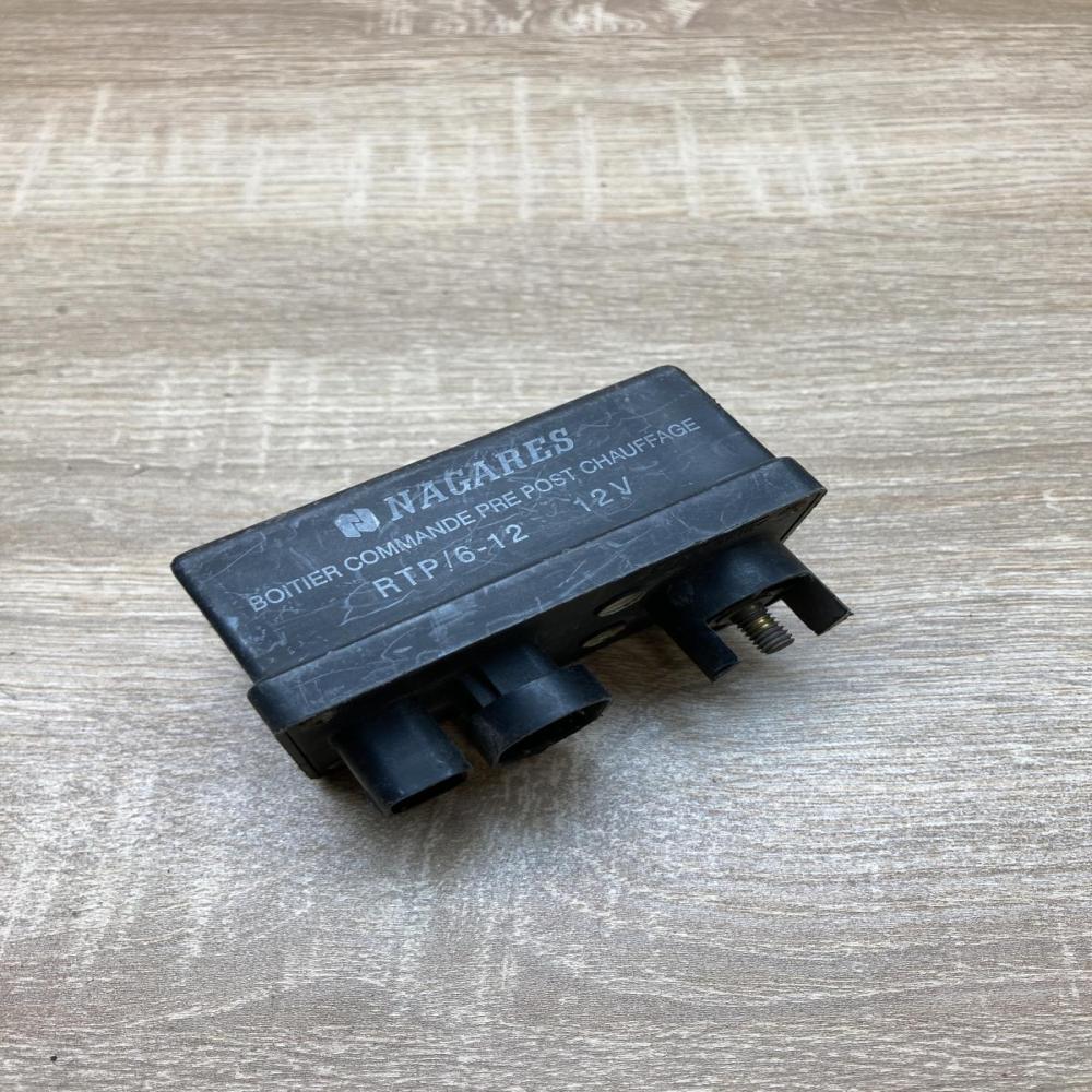 7700107794   Glow plug pre-heat relay Volvo S40, V40