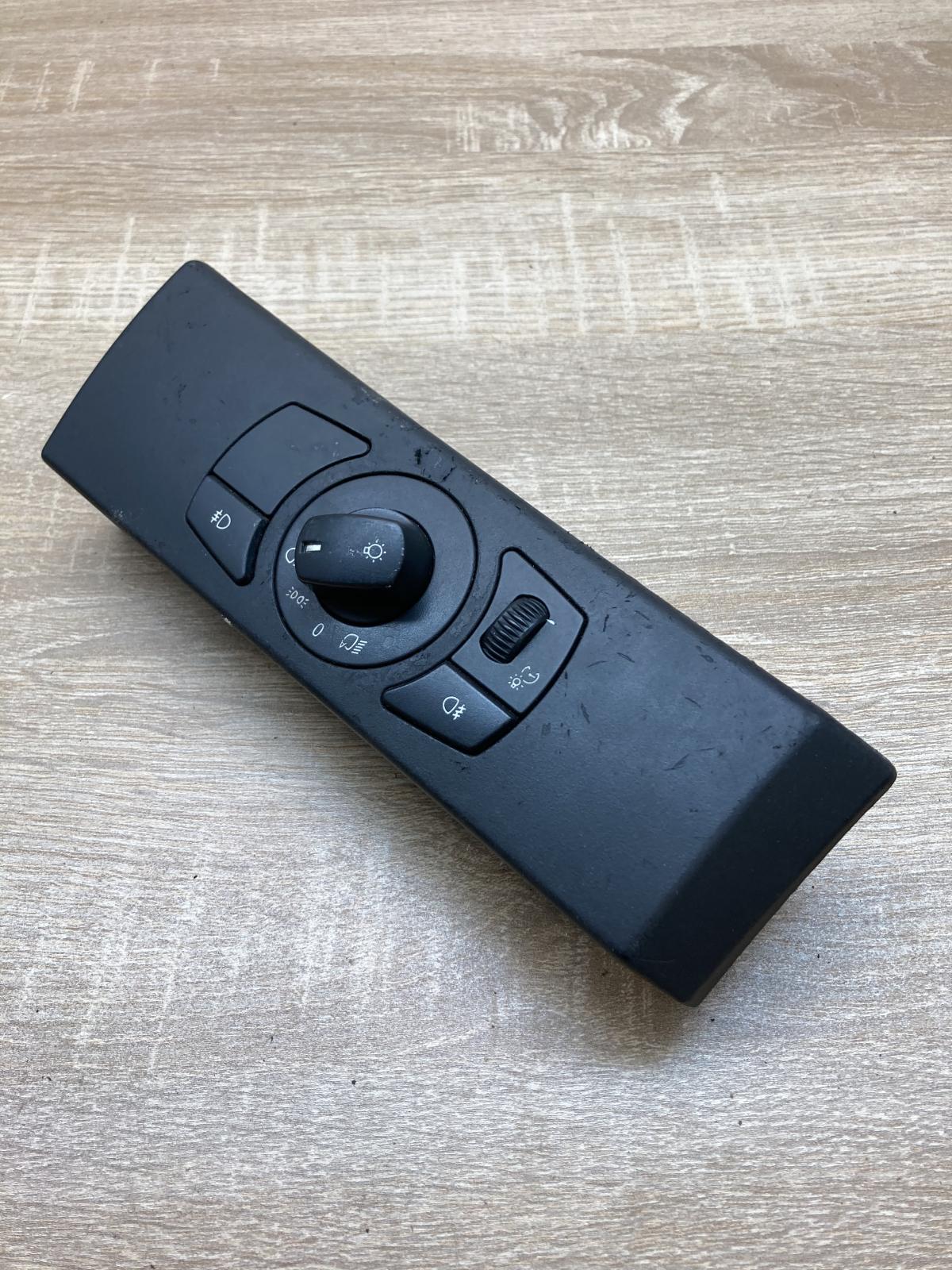 6953735   Light switch BMW 5 E60 E61