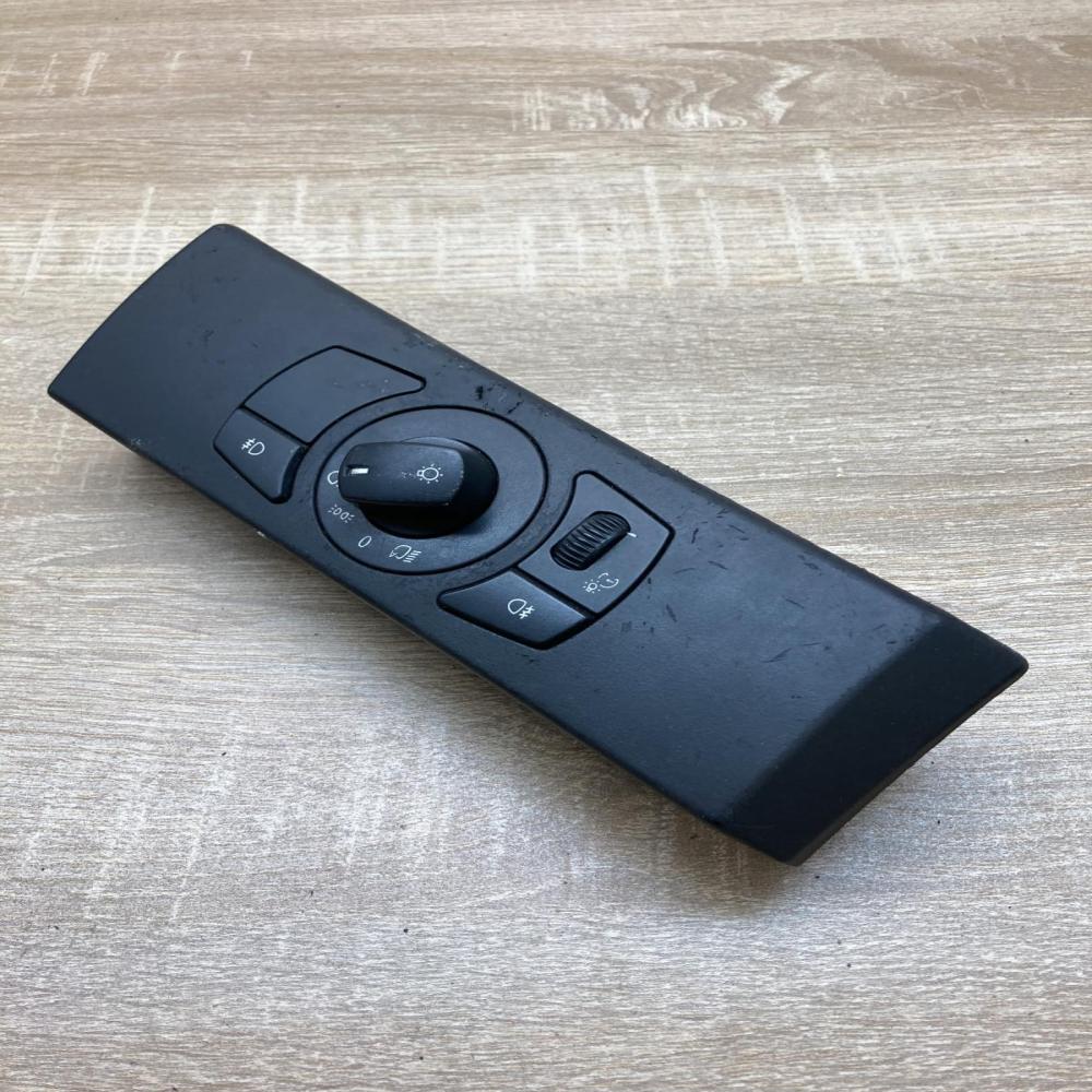 6953735   Light switch BMW 5 E60 E61