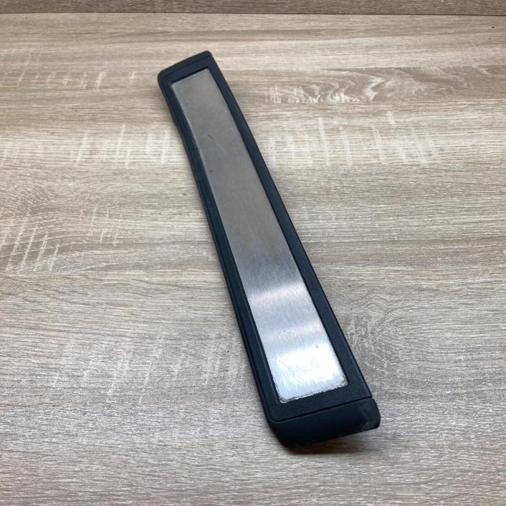A2116801635   Rear sill trim cover Mercedes-Benz E W211