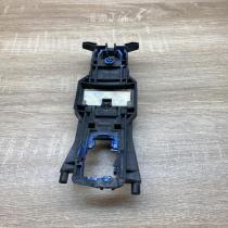 2115452301   Front door exterior handle/bracket Mercedes-Benz E W211
